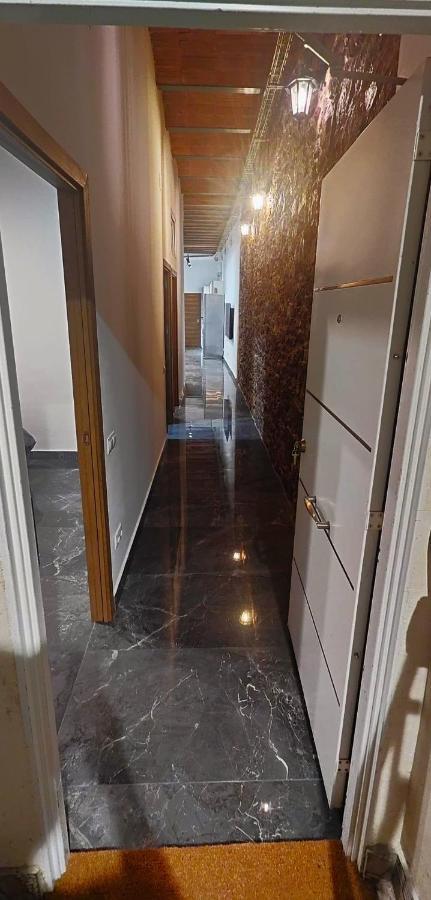 Beautiful Appartment In Martorell Esterno foto