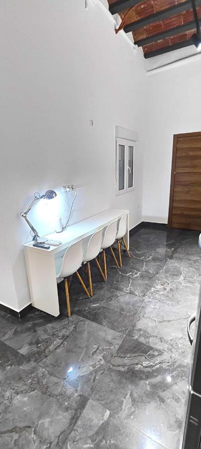 Beautiful Appartment In Martorell Esterno foto